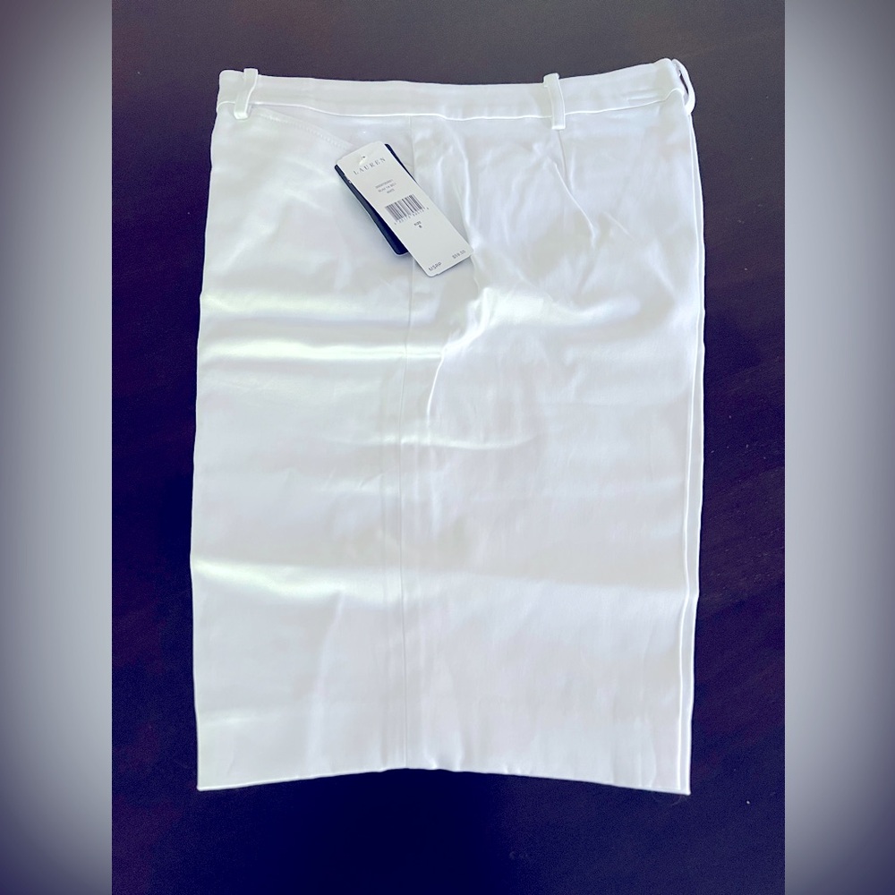 RALPH LAUREN WOMEN'S SHORTS, WHITE, SIZE 8, NEW WITH TAGS
